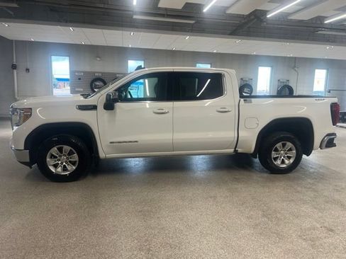 Used 2020 GMC Sierra 1500 SLE w/ SLE Value Package AWD/4WD image 11