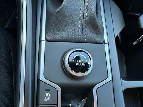 New 2026 Kia Sorento LX image 11
