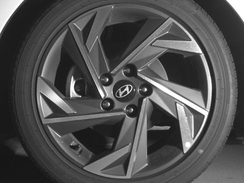 Used 2025 Hyundai Elantra SEL FWD image 15