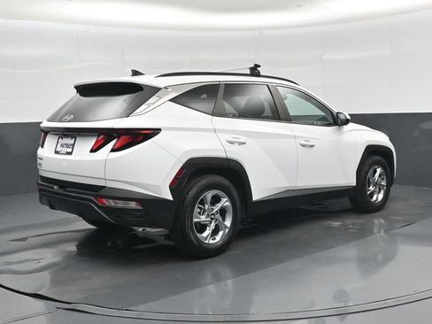Used 2024 Hyundai Tucson SEL FWD image 3