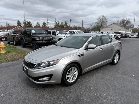 Used 2013 Kia Optima LX image 3