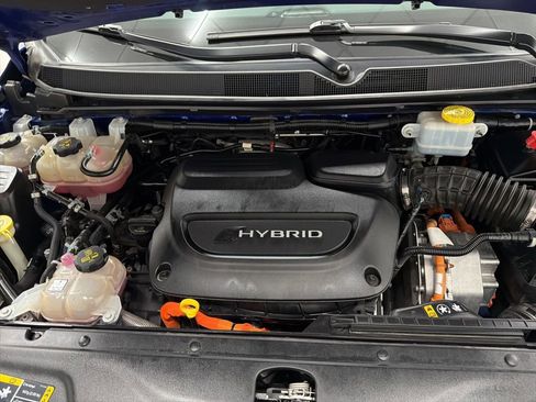 Used 2021 Chrysler Pacifica Pinnacle FWD image 31