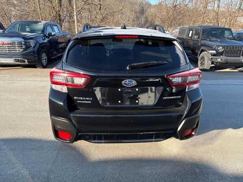 Used 2023 Subaru Crosstrek 2.0i Premium image 4