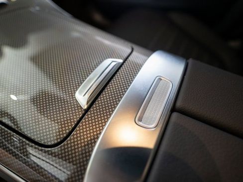 New 2025 Mercedes-Benz GLC 350e 4MATIC image 22