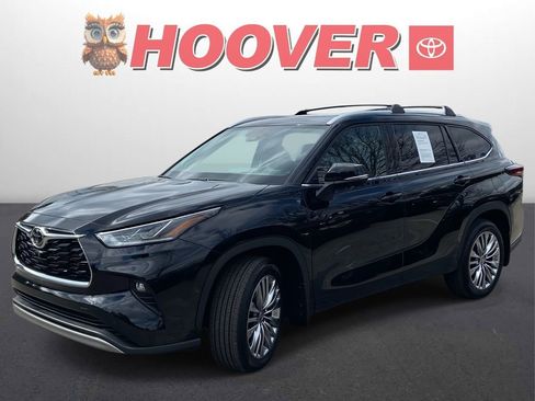 Used 2026 Toyota Highlander Platinum image 5