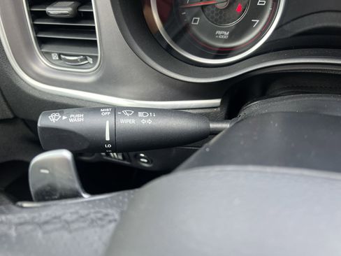 Used 2022 Dodge Charger SXT AWD/4WD image 9