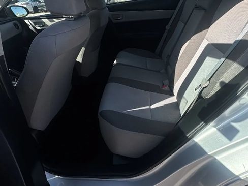 Used 2017 Toyota Corolla L FWD image 12