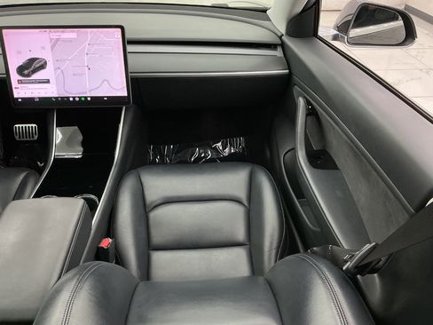 Used 2018 Tesla Model 3 Mid Range RWD image 28