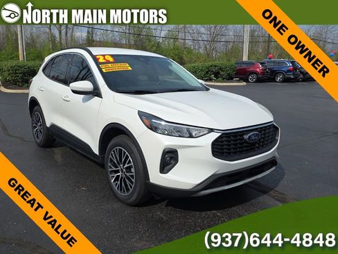 Used 2024 Ford Escape SE FWD image 1