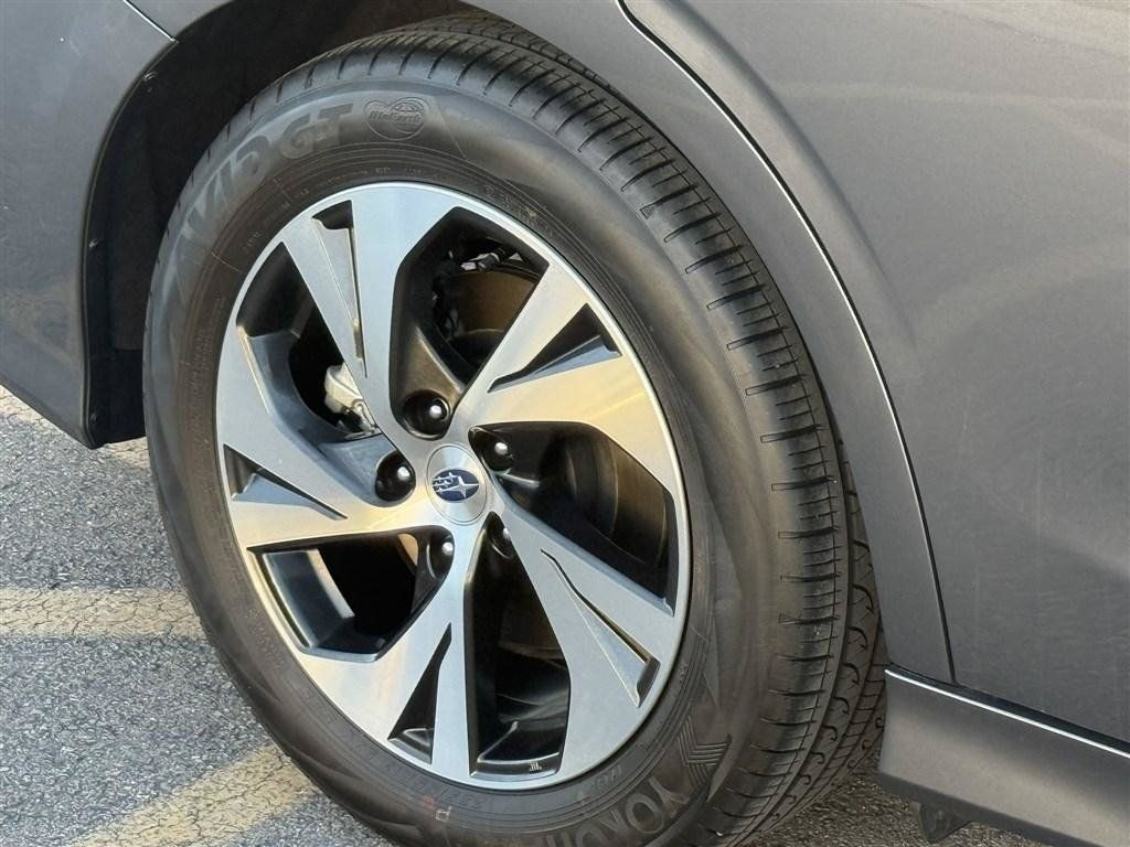 Used 2025 Subaru Legacy Premium w/ Popular Package #1A AWD/4WD image 9