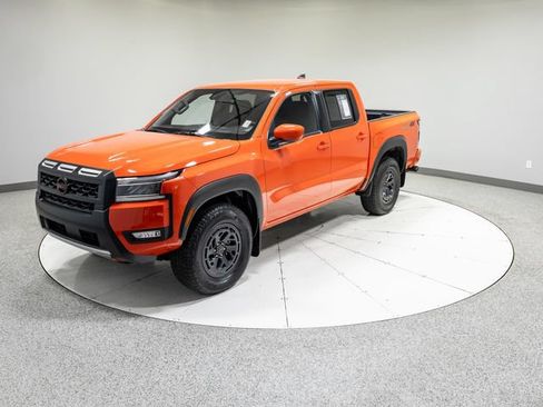 Used 2025 Nissan Frontier PRO-4X w/ Interior Protection Package AWD/4WD image 32