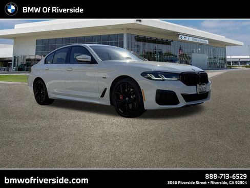 Certified 2023 BMW 530e w/ M Sport Package image 1