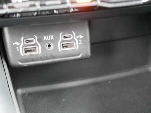 Certified 2024 Dodge Durango GT image 32