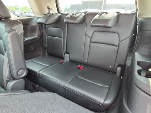Used 2023 Nissan Pathfinder SL w/ SL Premium Package AWD/4WD image 7