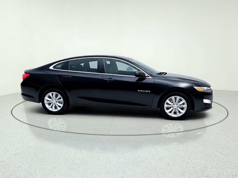 Used 2025 Chevrolet Malibu LT FWD image 10