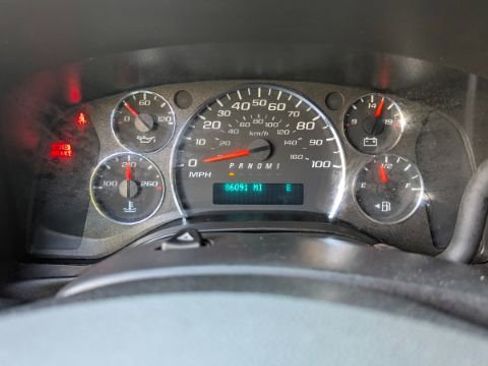 Used 2022 Chevrolet Express 2500 RWD 2500 Regular Wheelbase WT w/ Driver Convenience Package image 29