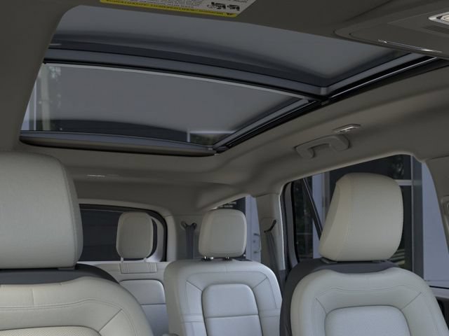 New 2026 Lincoln Aviator Reserve w/ Jet Appearance Package RWD image 22
