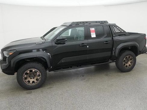 New 2025 Toyota Tacoma 4x4 Double Cab Hybrid image 7