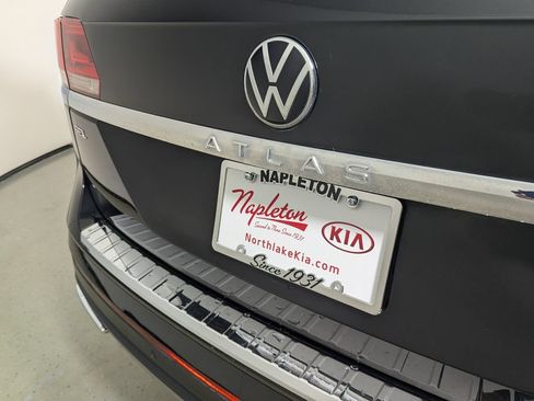 Used 2022 Volkswagen Atlas SEL AWD/4WD image 8