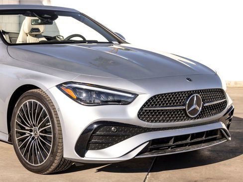 New 2026 Mercedes-Benz CLE 300 4MATIC Cabriolet image 3