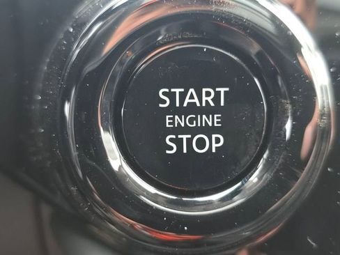 New 2026 Nissan Pathfinder SL image 30