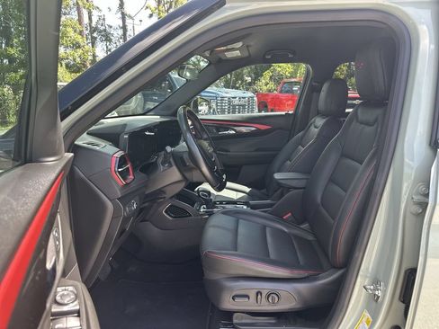 Certified 2024 Chevrolet TrailBlazer RS FWD image 19