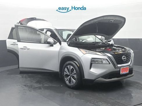 Used 2022 Nissan Rogue SV FWD image 34