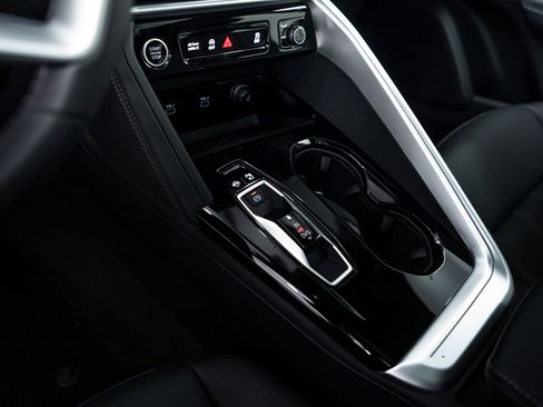 New 2025 Audi Q5 Premium Plus image 11