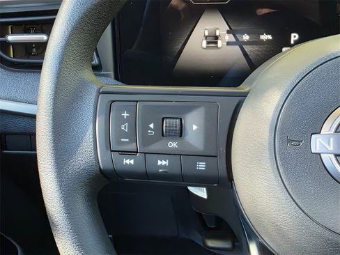 New 2026 Nissan Kicks SV image 18