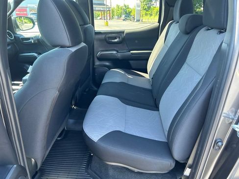 Certified 2023 Toyota Tacoma TRD Sport AWD/4WD image 27
