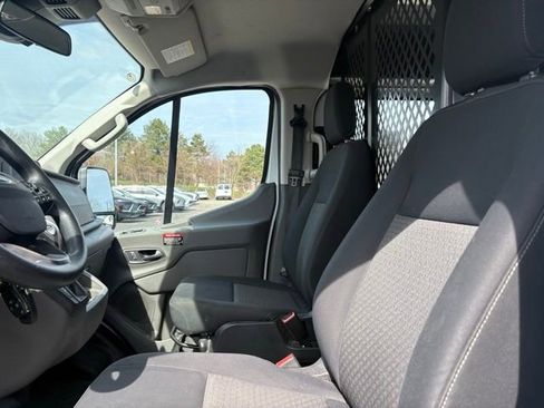 Used 2024 Ford Transit 250 Low Roof w/ Exterior Upgrade Package image 29