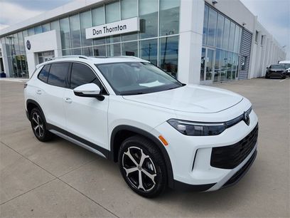 New 2025 Volkswagen Tiguan SE