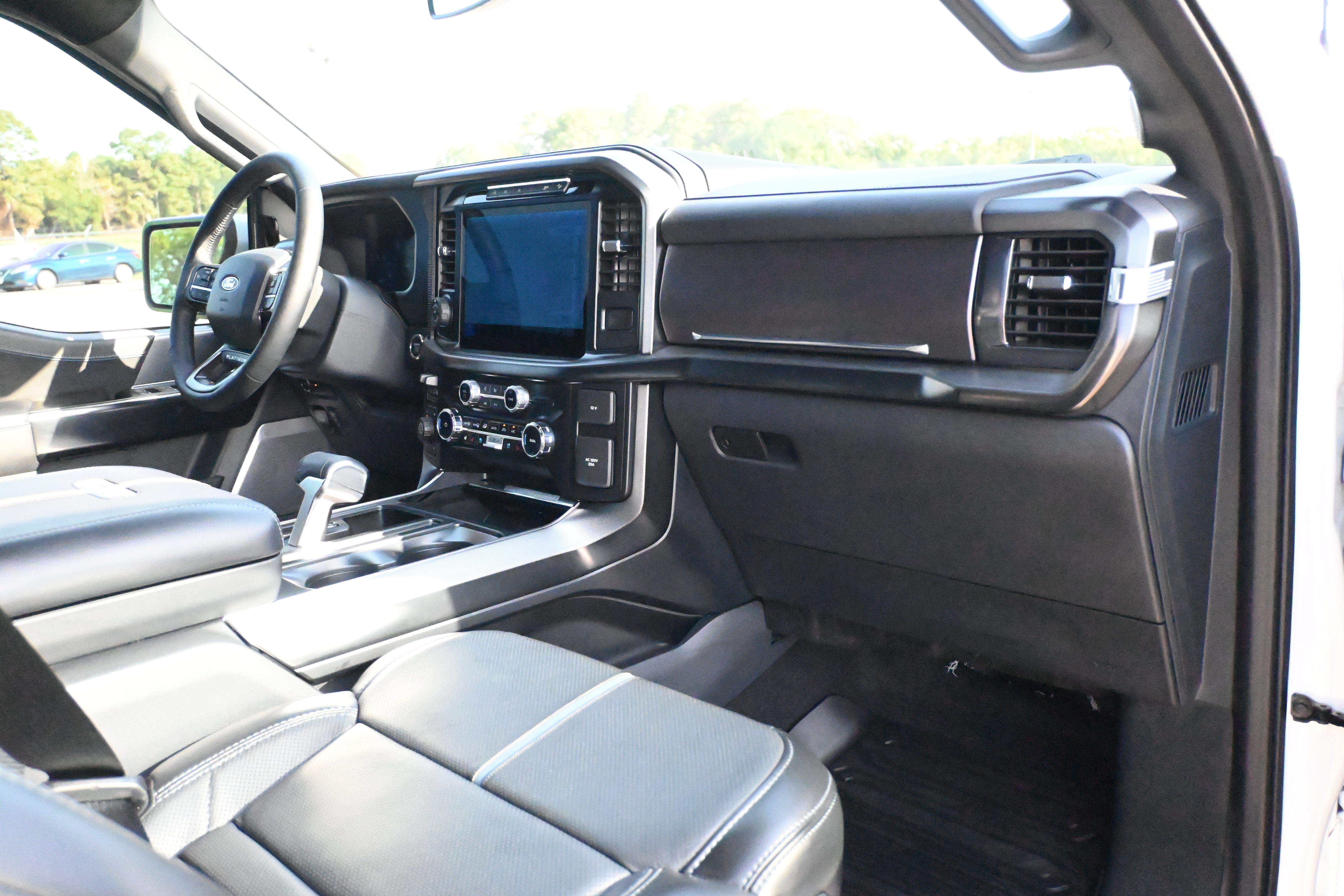 Used 2024 Ford F150 Platinum w/ Equipment Group 702A High AWD/4WD image 14