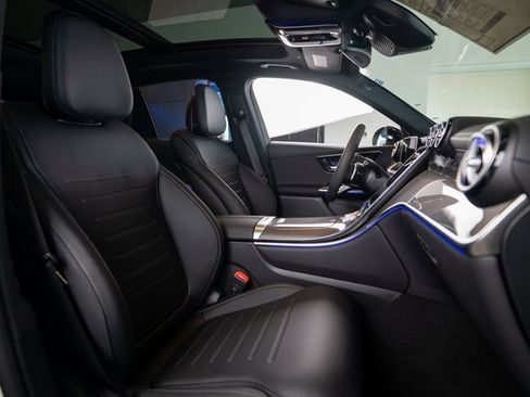 New 2025 Mercedes-Benz GLC 350e GLC 350e image 13