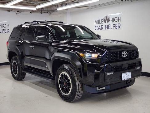 Used 2025 Toyota 4Runner 4WD image 16