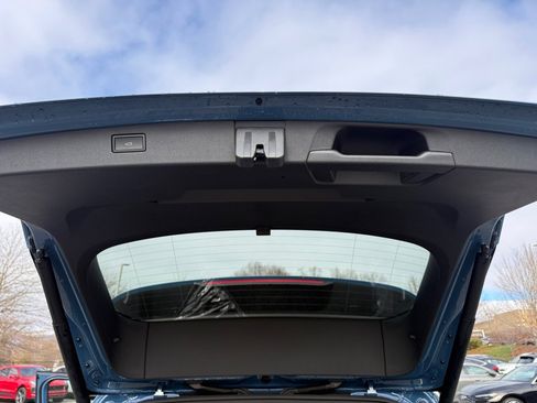 New 2026 Volkswagen Tiguan SE image 14