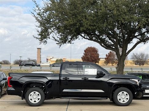 New 2026 Toyota Tundra SR image 3