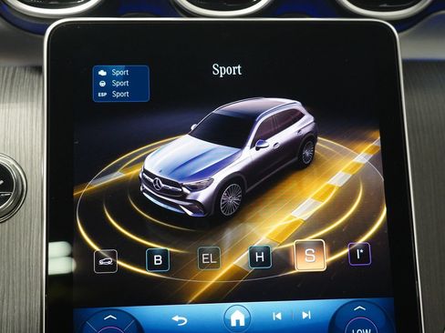 Certified 2026 Mercedes-Benz GLC 350e 4MATIC image 23