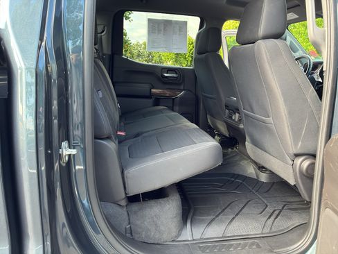 Used 2019 Chevrolet Silverado 1500 LT Trail Boss AWD/4WD image 52