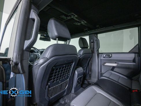 Used 2023 Ford Bronco Everglades AWD/4WD image 28