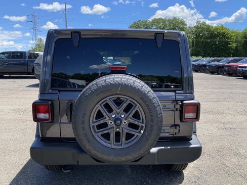 New 2026 Jeep Wrangler Unlimited Sport AWD/4WD image 4
