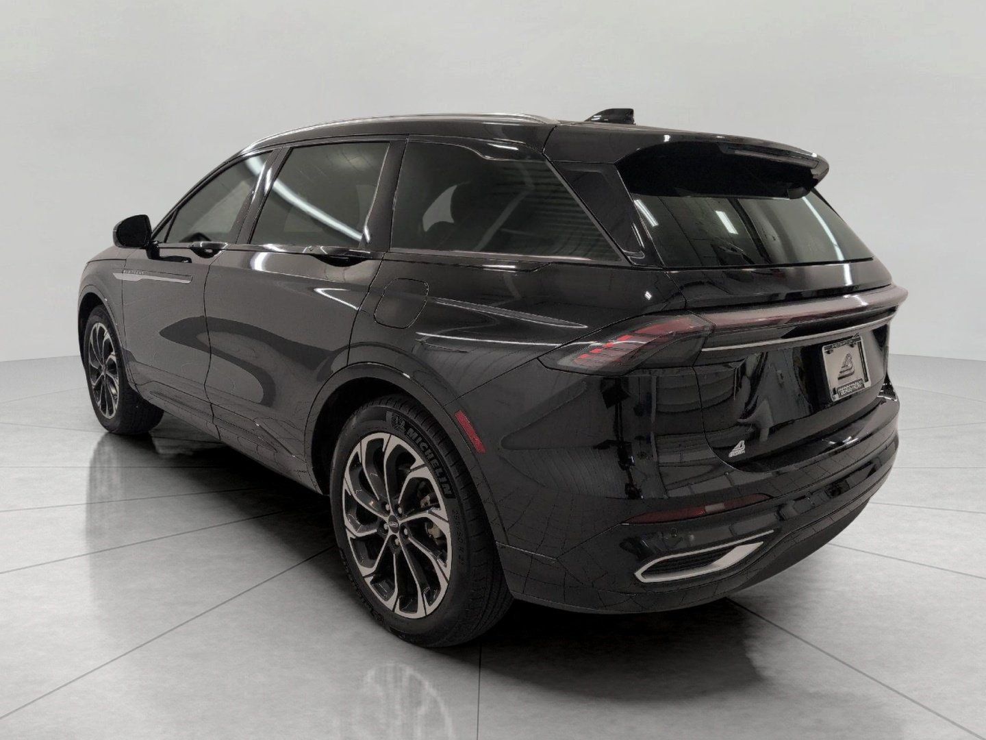 Used 2025 Lincoln Nautilus Reserve AWD/4WD image 22