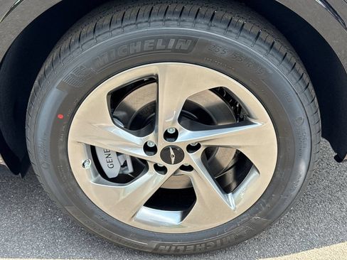 New 2026 Genesis GV70 2.5T Advanced AWD/4WD image 20