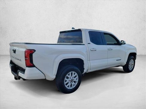 Used 2026 Toyota Tacoma SR5 RWD image 5