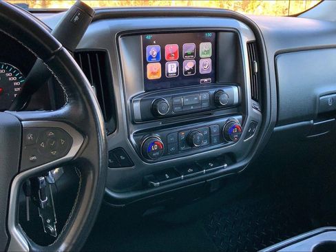 Used 2016 Chevrolet Silverado 1500 LTZ Z71 AWD/4WD image 2