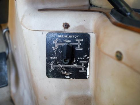 Used 1995 HUMMER H1 4-Door Wagon image 31