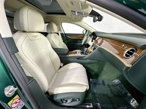 New 2026 Bentley Flying Spur Plug-In Hybrid AWD/4WD image 26
