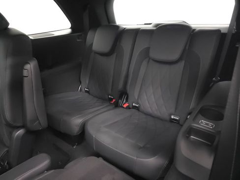 Used 2024 Mercedes-Benz GLS 63 AMG 4MATIC w/ AMG Night Package image 31