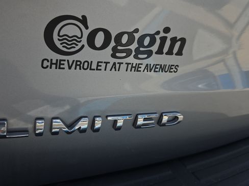 Used 2024 Ford Expedition Limited AWD/4WD image 35