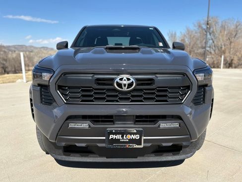 Used 2025 Toyota Tacoma TRD Sport image 8